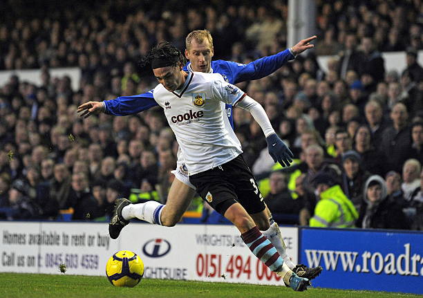 使其在场上 使其在场上