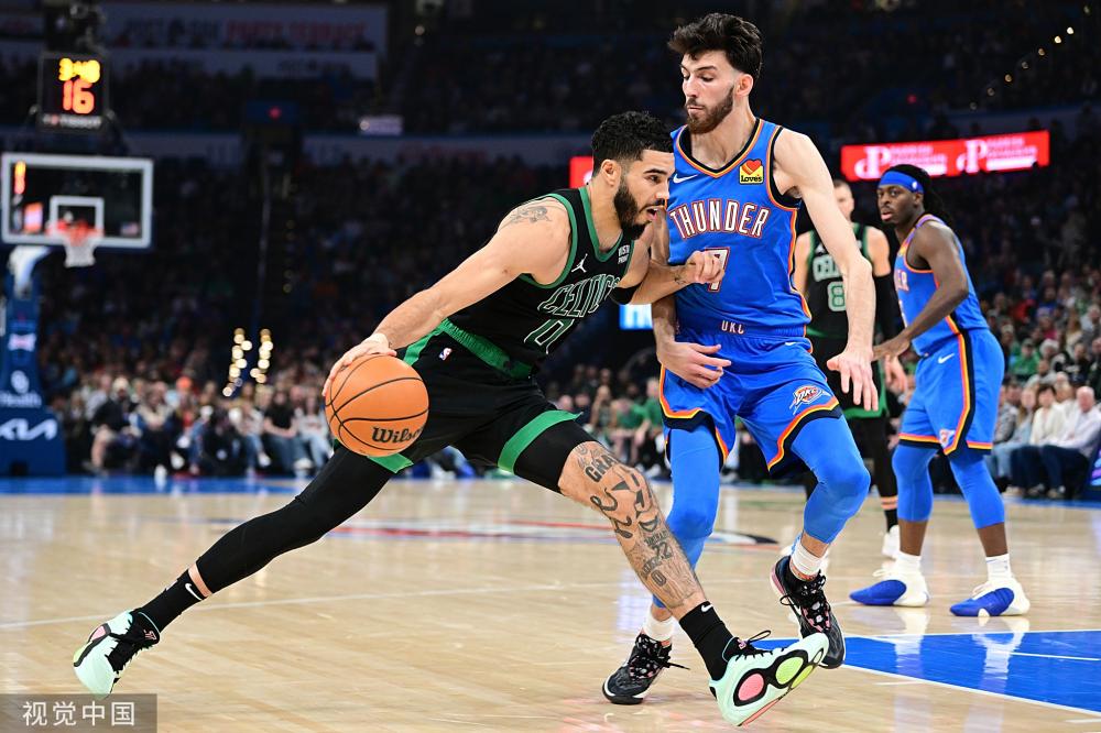 了一个近距 了一个近距