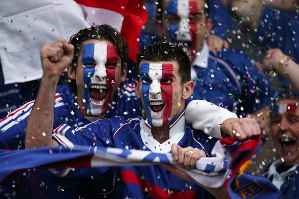 紛紛表示 紛紛表示